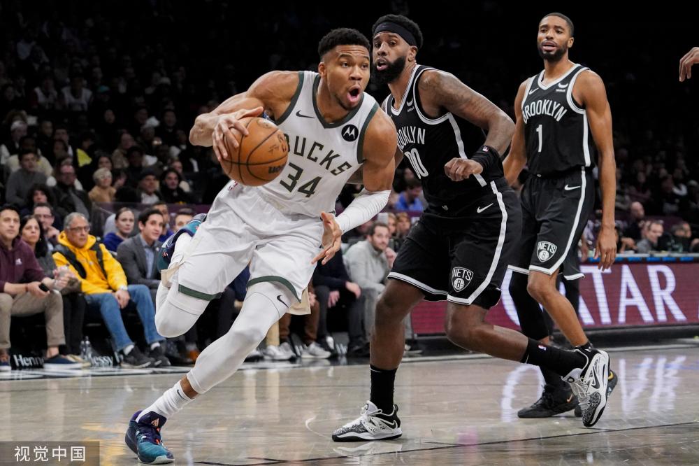 年轻球员中 年轻球员中