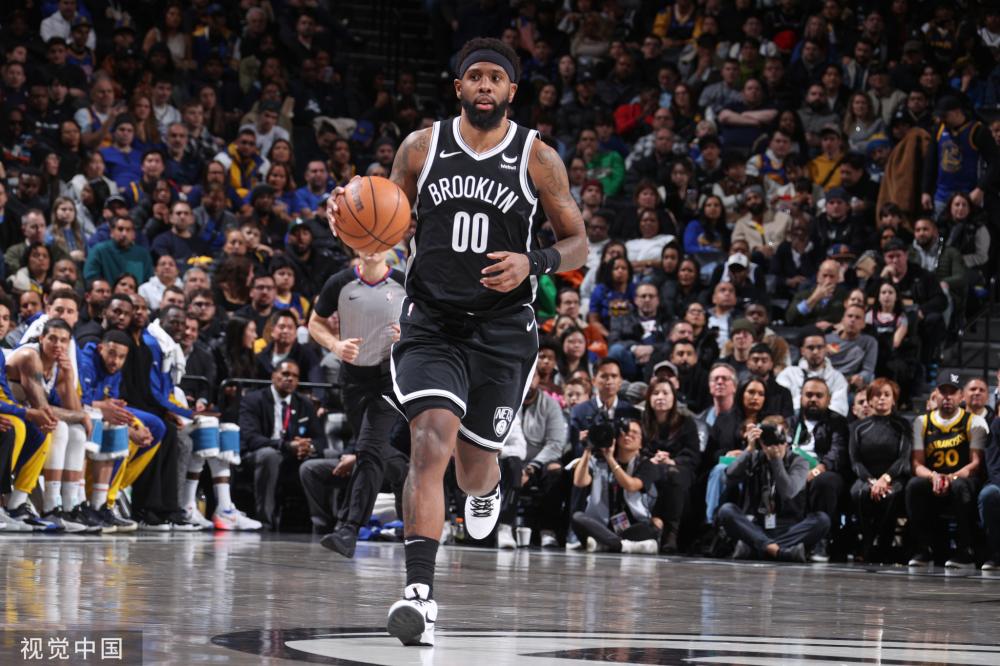 曼城中场的 曼城中场的